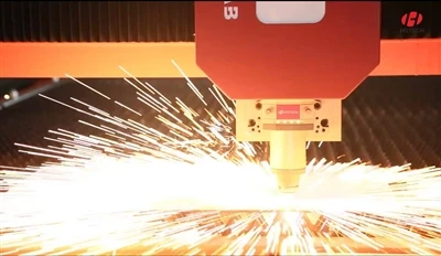 Sjajna svjetlost lasera u raznim industrijama